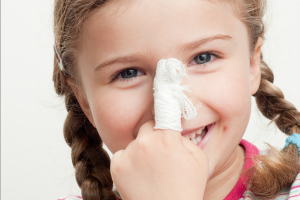 How To Remove A Splinter Without Tweezers