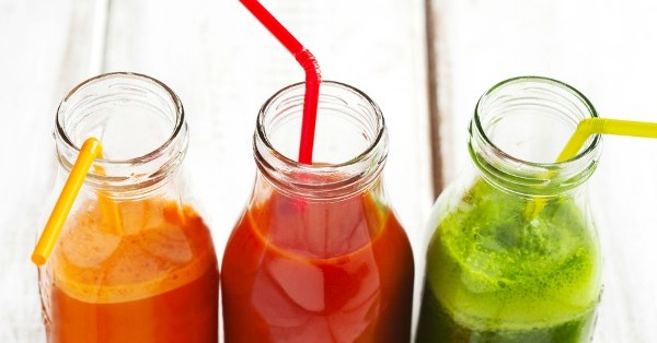 Whether you've jumped on the bandwagon or not, chances are you've heard of all the health benefits associated with juicing. It's great for weight loss, for detox, for health, for skin...for pretty much everything. But you don't have to go hardcore like Joe Cross. By replacing one snack or meal a day with one of these delicious juicing recipes to lose weight, you'll reap the benefits of your favorite fruits and vegetables and enjoy a healthier, happier, slimmer you!